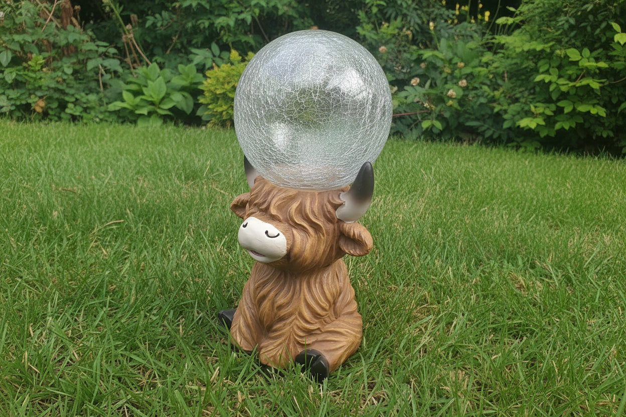 Highland Cow Solar Light